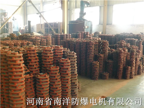 免费欧洲足球比赛高清配件车间场景展示